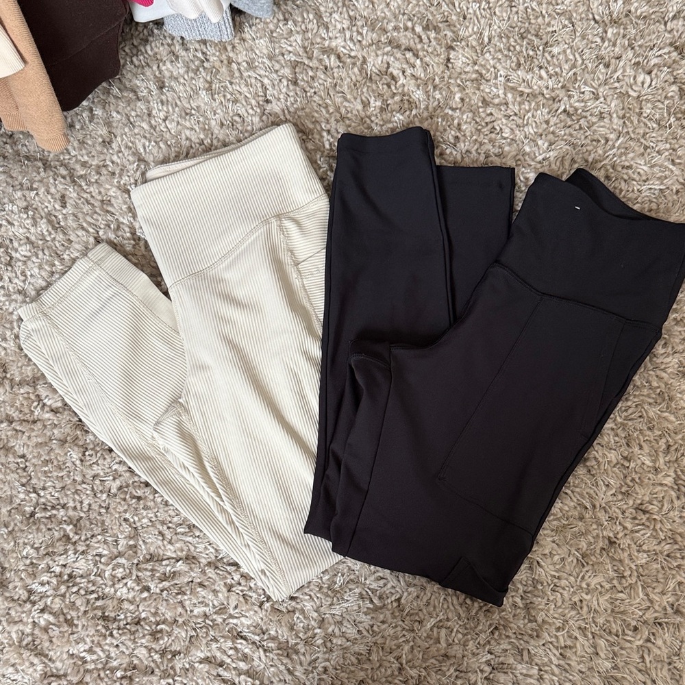 Old Navy Black and Cream Women's Pants